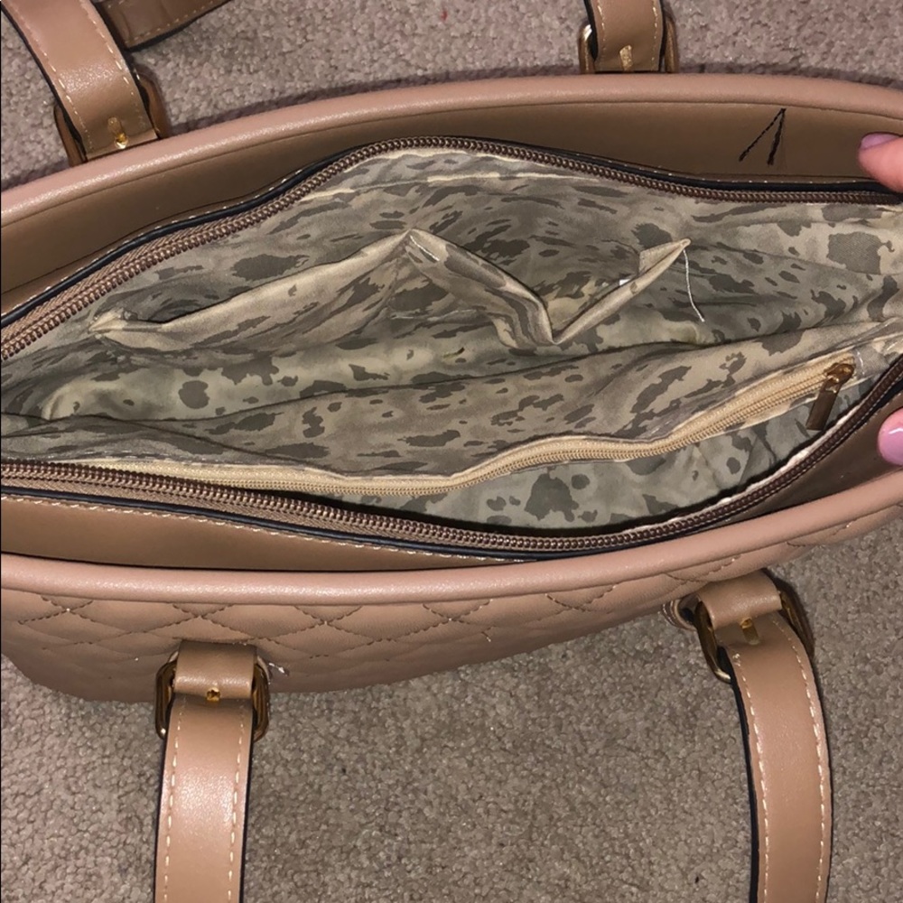 Purse - Picture 3 of 3